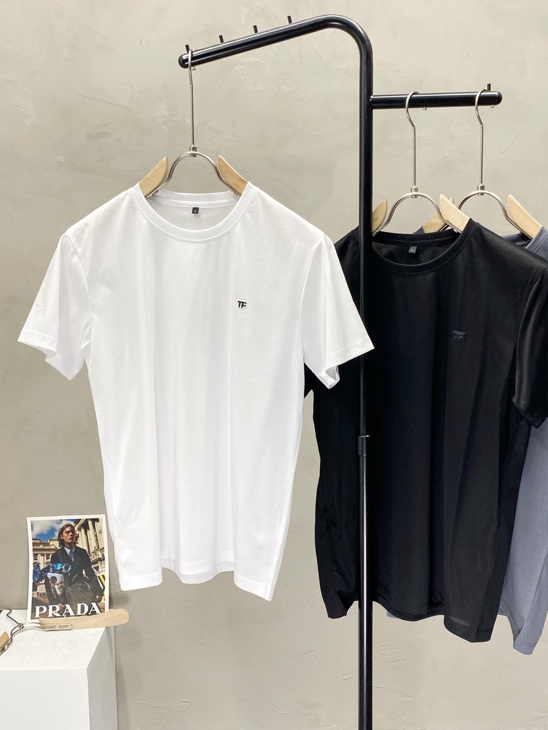    。Tom Ford汤姆福特💥独家专供新款原单男士休闲春夏短袖 高端  高端版本 时尚百搭爆款⚠️⚠