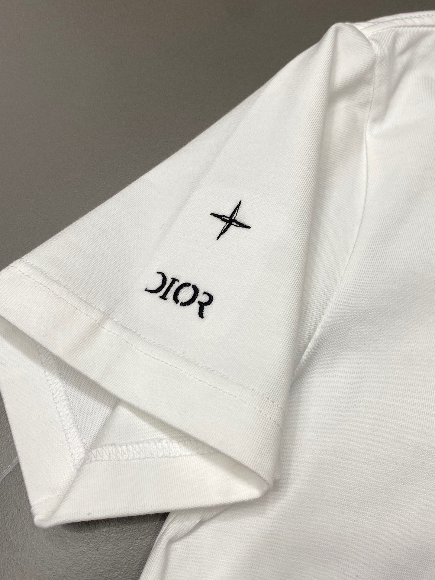  。Dior迪奥💥独家专供新款原单男士休闲春夏短袖 高端定制 高端版本 时尚百搭爆款⚠️⚠️✨✨进口面料