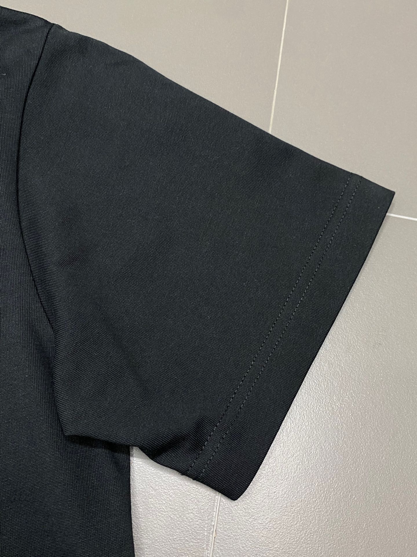    。Louis Vuitton路易威登💥独家专供新款原单男士休闲春夏短袖 高端  高端版本 时尚百搭