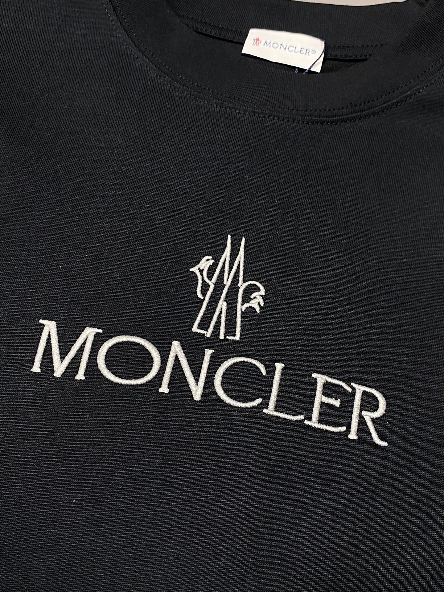    。Moncler蒙口💥独家专供新款原单男士休闲春夏短袖 高端  高端版本 时尚百搭爆款⚠️⚠️✨✨