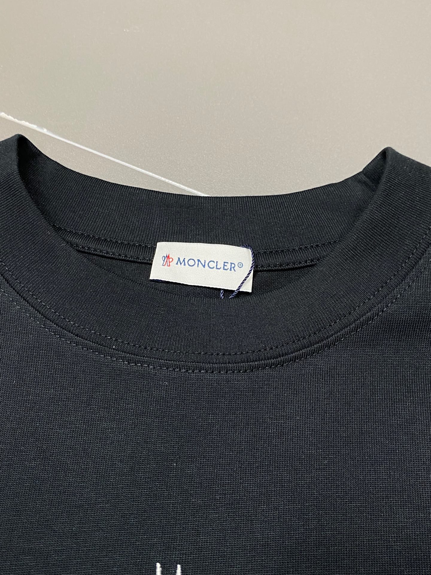    。Moncler蒙口💥独家专供新款原单男士休闲春夏短袖 高端  高端版本 时尚百搭爆款⚠️⚠️✨✨