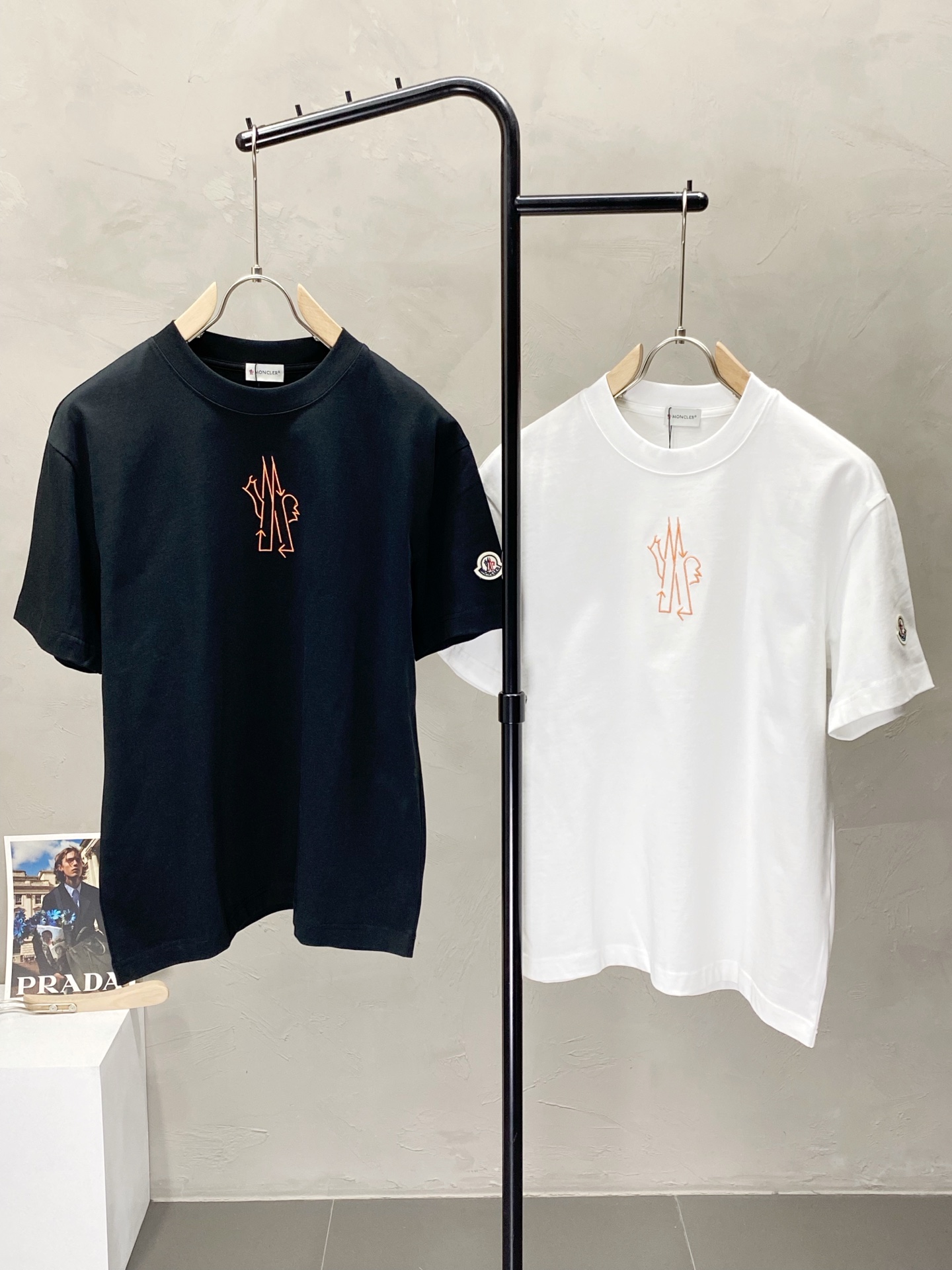    。Moncler蒙口💥独家专供新款原单男士休闲春夏短袖 高端  高端版本 时尚百搭爆款⚠️⚠️✨✨