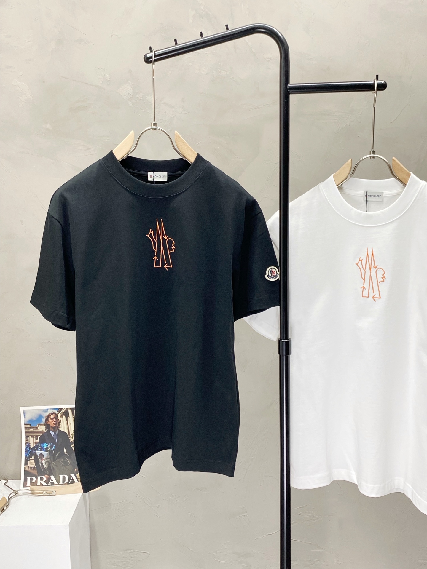    。Moncler蒙口💥独家专供新款原单男士休闲春夏短袖 高端  高端版本 时尚百搭爆款⚠️⚠️✨✨