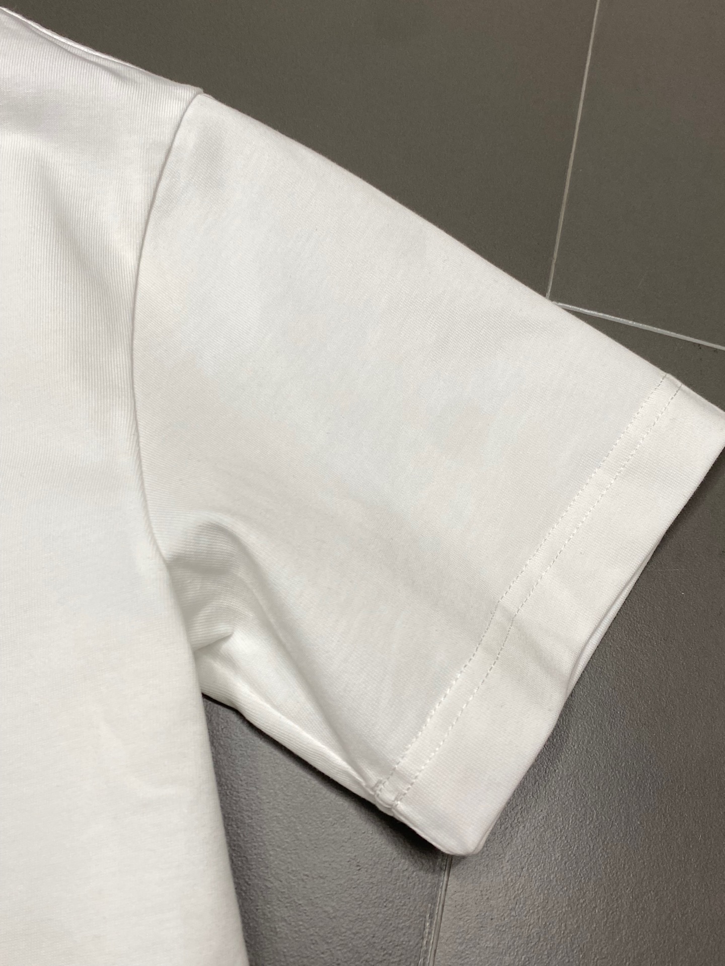    。Prada普拉达💥独家专供新款原单男士休闲春夏短袖 高端  高端版本 时尚百搭爆款⚠️⚠️✨✨进