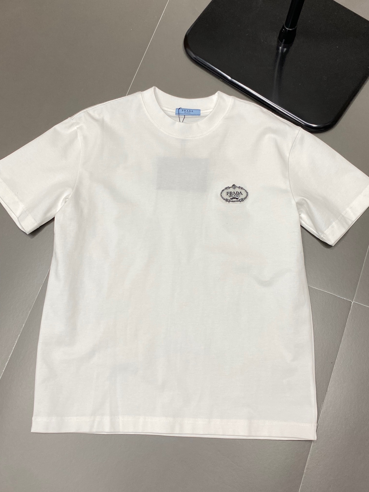    。Prada普拉达💥独家专供新款原单男士休闲春夏短袖 高端  高端版本 时尚百搭爆款⚠️⚠️✨✨进