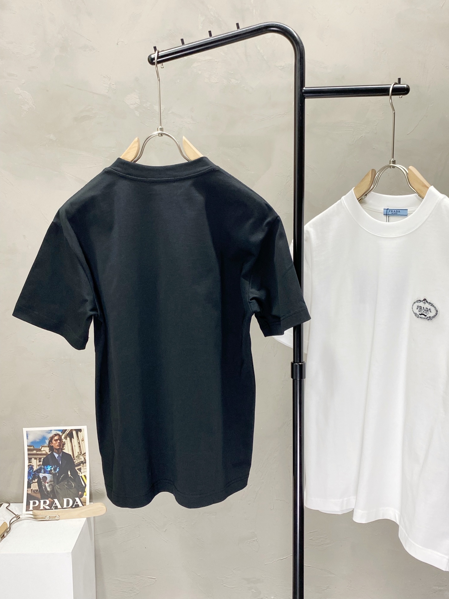    。Prada普拉达💥独家专供新款原单男士休闲春夏短袖 高端  高端版本 时尚百搭爆款⚠️⚠️✨✨进