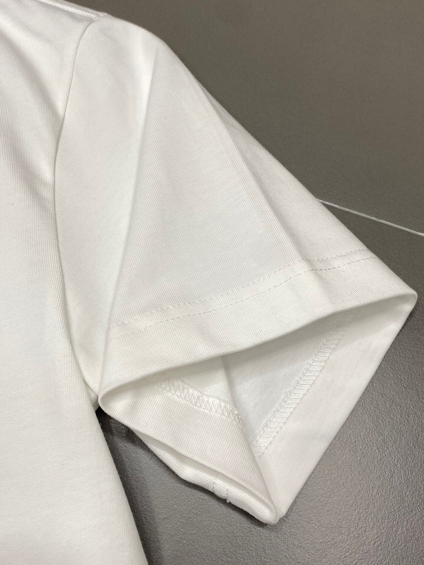  。Prada普拉达💥独家专供新款原单男士休闲春夏短袖 高端定制 高端版本 时尚百搭爆款⚠️⚠️✨✨进口