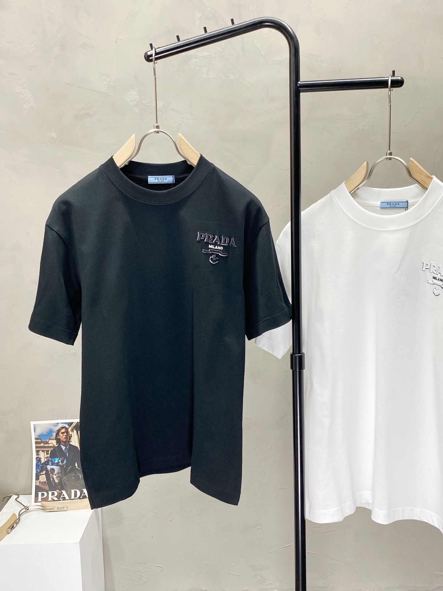  。Prada普拉达💥独家专供新款原单男士休闲春夏短袖 高端定制 高端版本 时尚百搭爆款⚠️⚠️✨✨进口