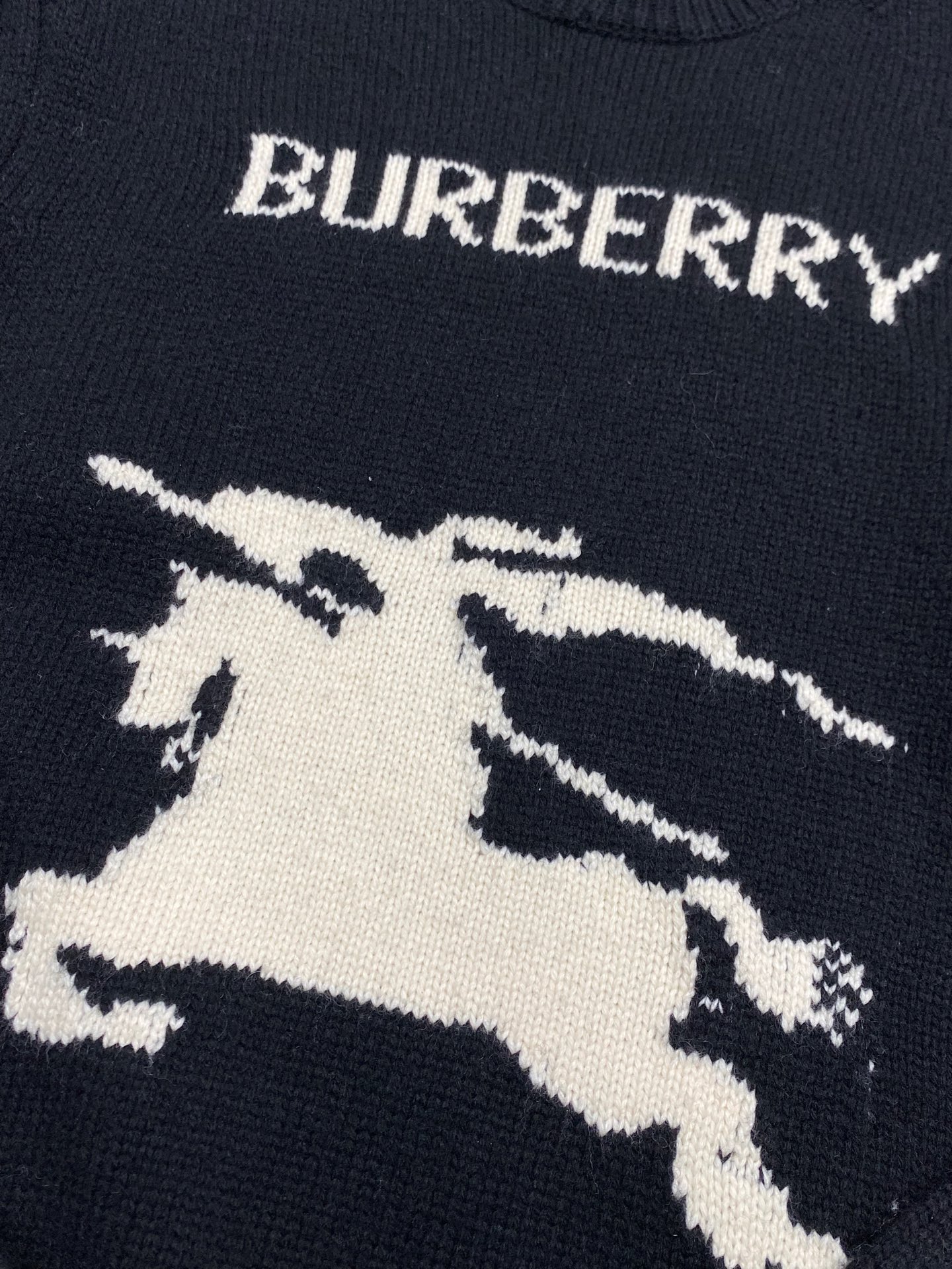  。Burberry巴宝莉💥独家专供新款原单男士休闲秋冬毛衣。高端定制 高版本 时尚百搭爆款⚠️⚠️✨✨