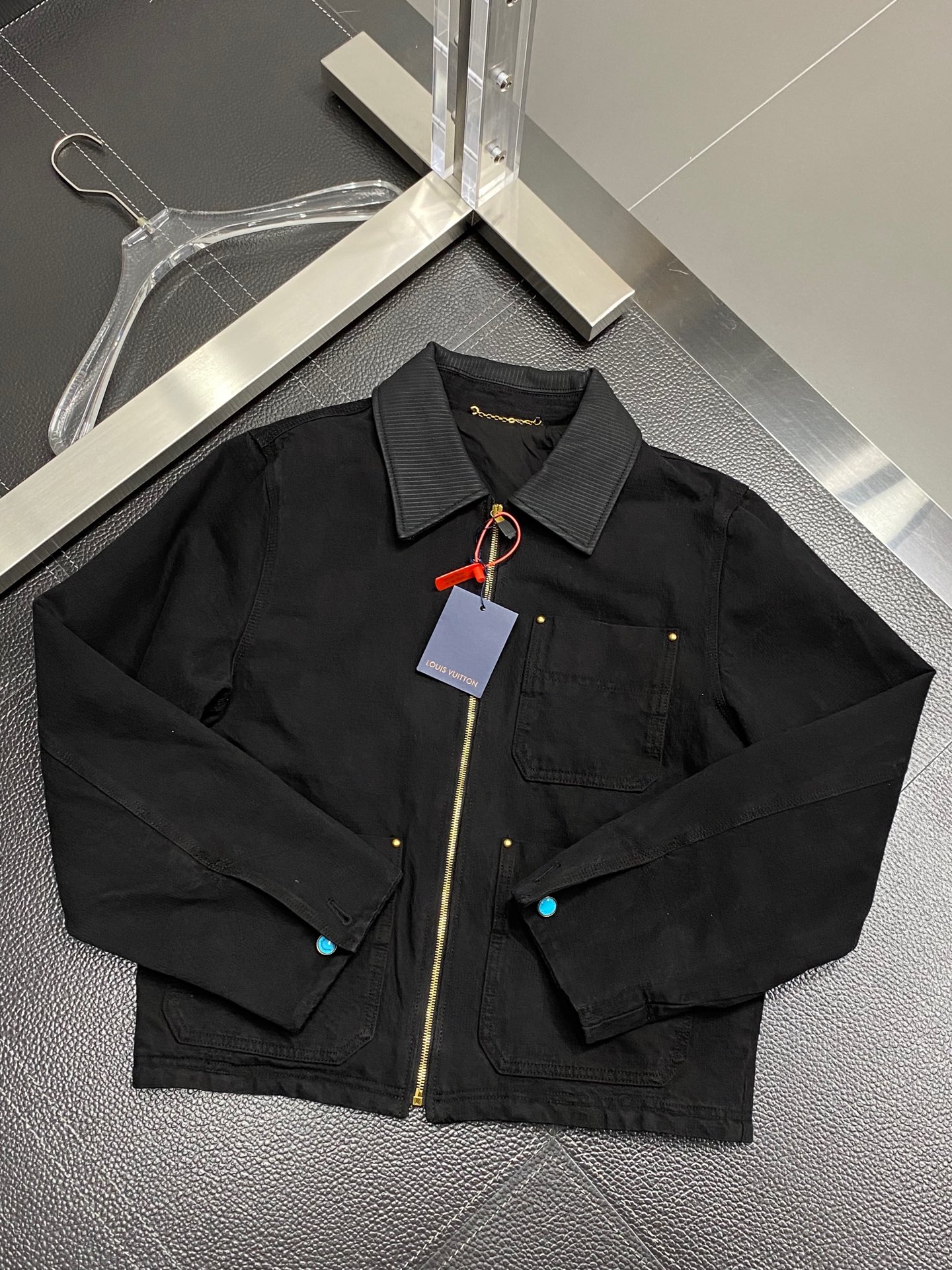  。Louis Vuitton路易威登💥独家专供新款原单男士休闲牛仔外套。高端定制 高版本 时尚百搭爆款