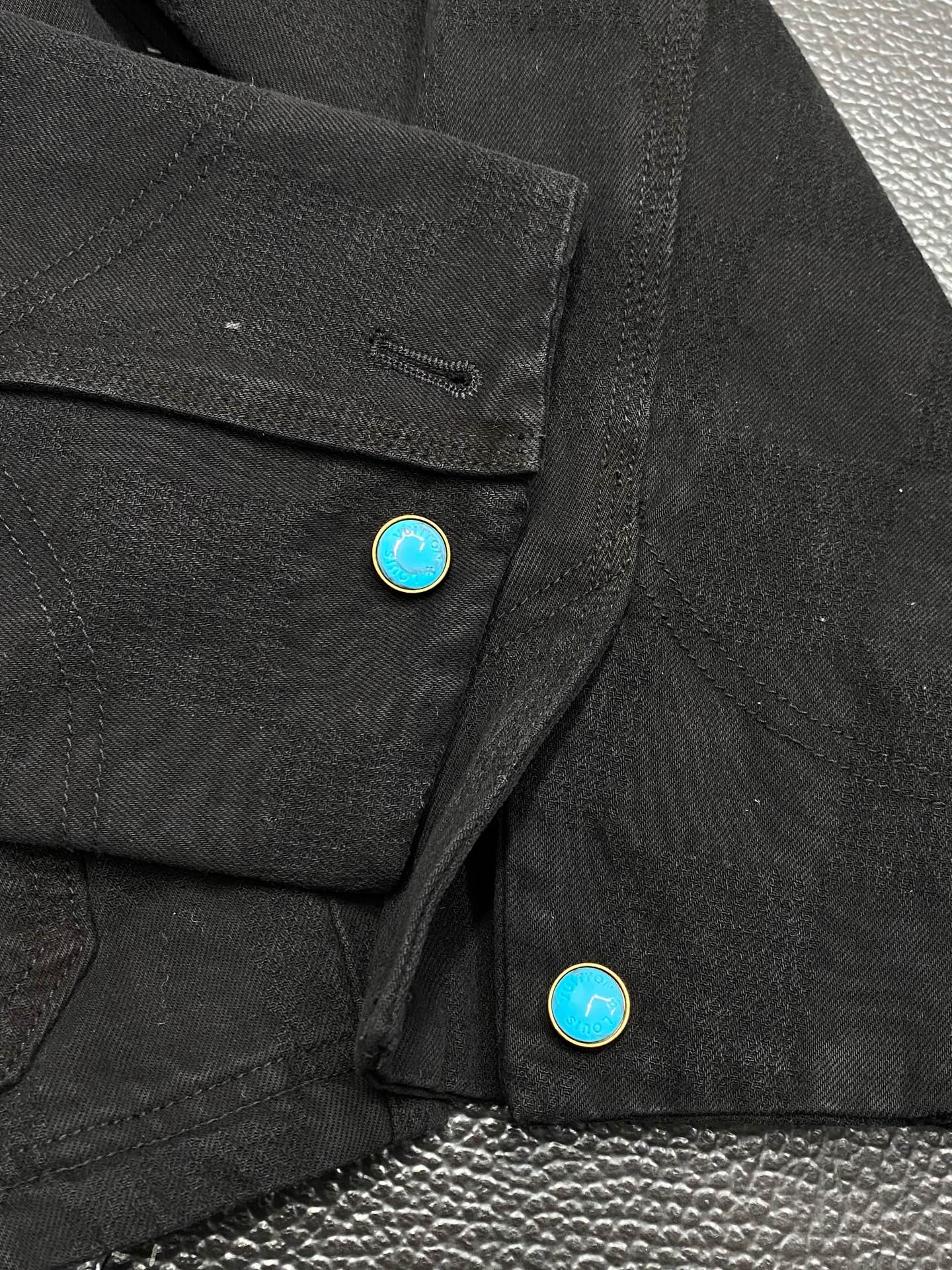  。Louis Vuitton路易威登💥独家专供新款原单男士休闲牛仔外套。高端定制 高版本 时尚百搭爆款