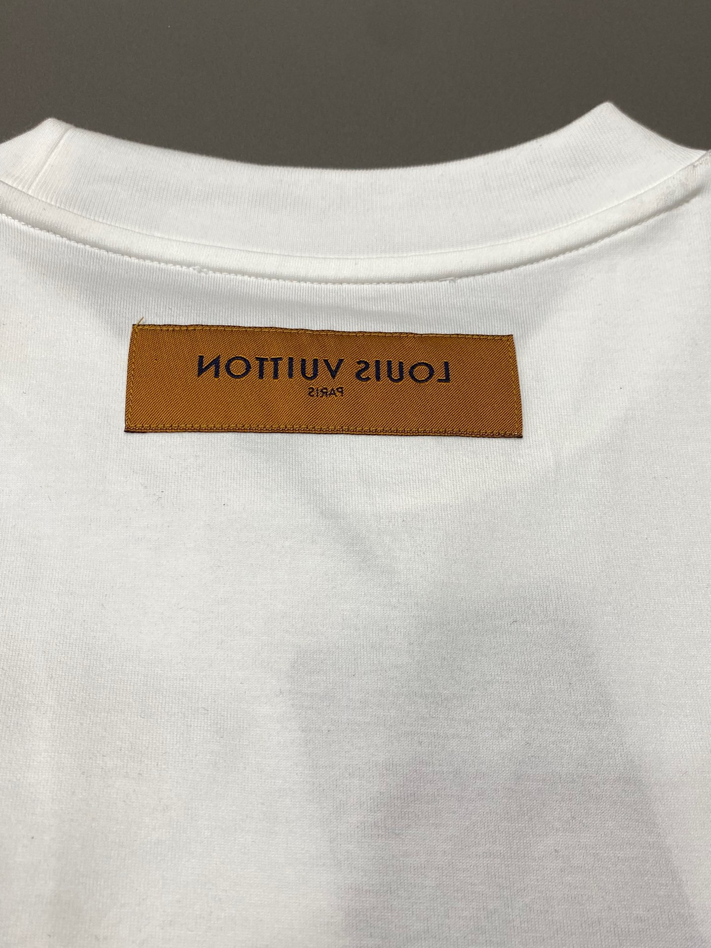  。Louis Vuitton路易威登💥独家专供新款原单男士休闲短袖 高端定制 高版本 时尚百搭爆款⚠️