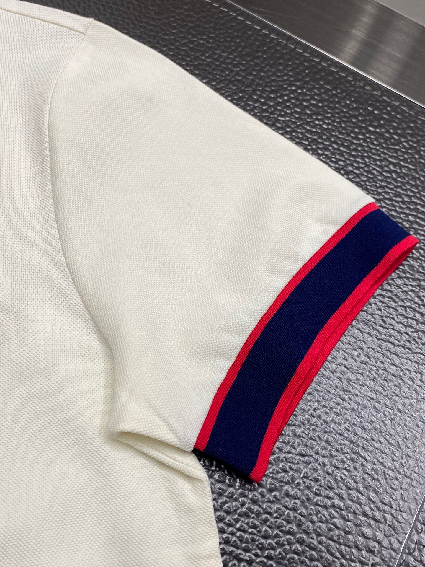  。Gucci古驰💥独家专供新款原单男士休闲翻领短袖 高端  高端版本 时尚百搭爆款⚠️⚠️✨✨进口面料