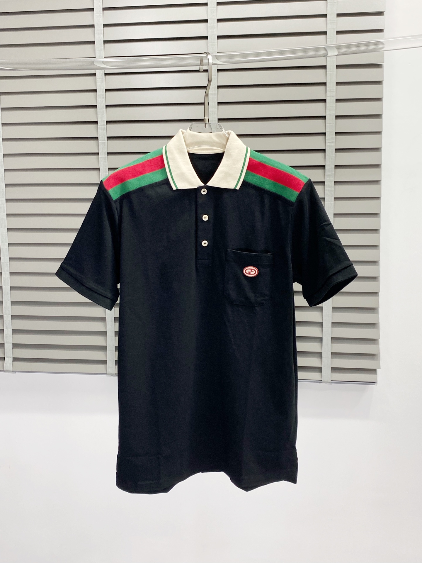  。Gucci古驰💥独家专供新款原单男士休闲翻领短袖 高端  高端版本 时尚百搭爆款⚠️⚠️✨✨进口面料