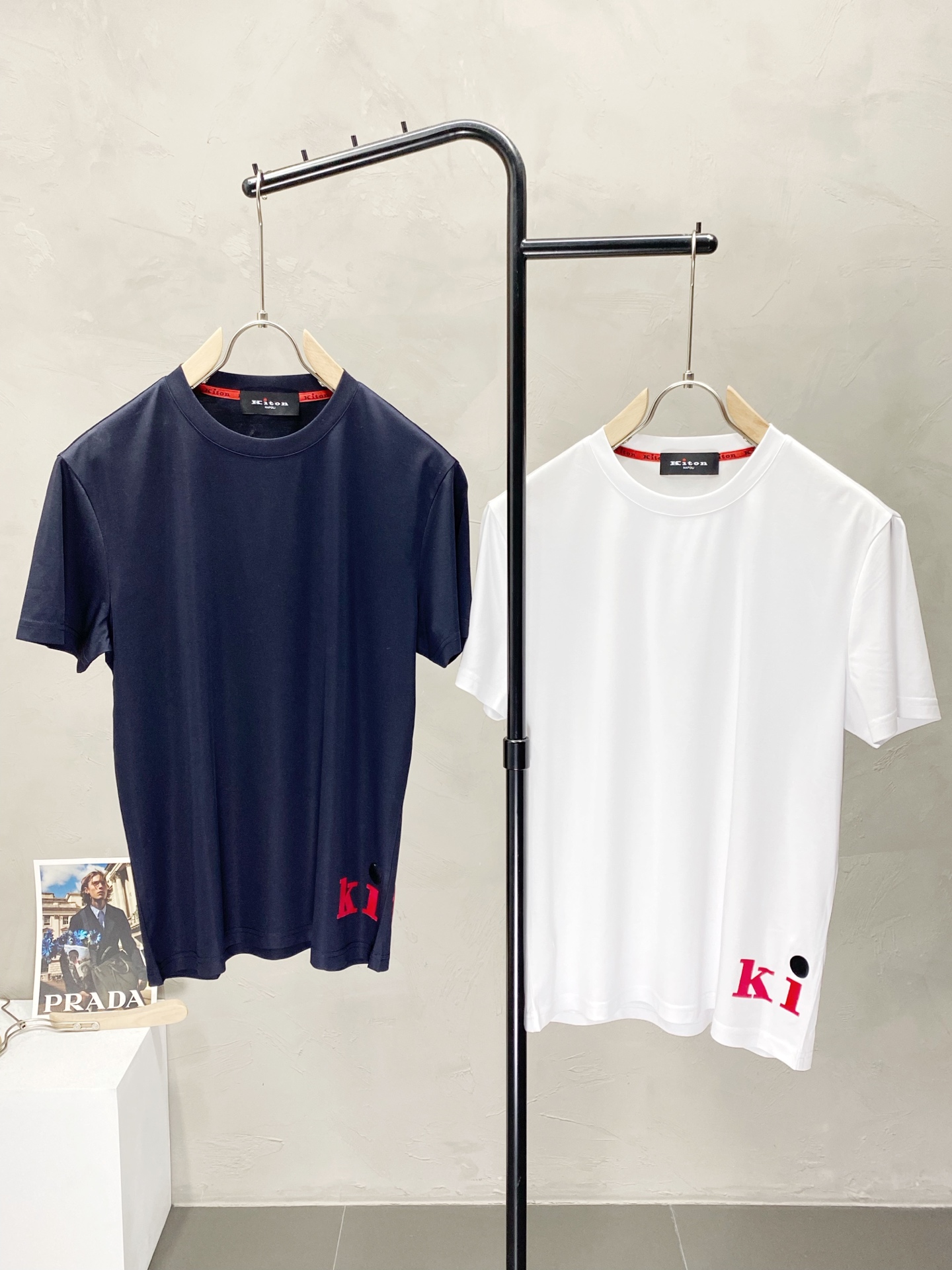  。KITON💥独家专供新款原单男士休闲短袖 高端  高端版本 时尚百搭爆款⚠️⚠️✨✨进口面料 手感超