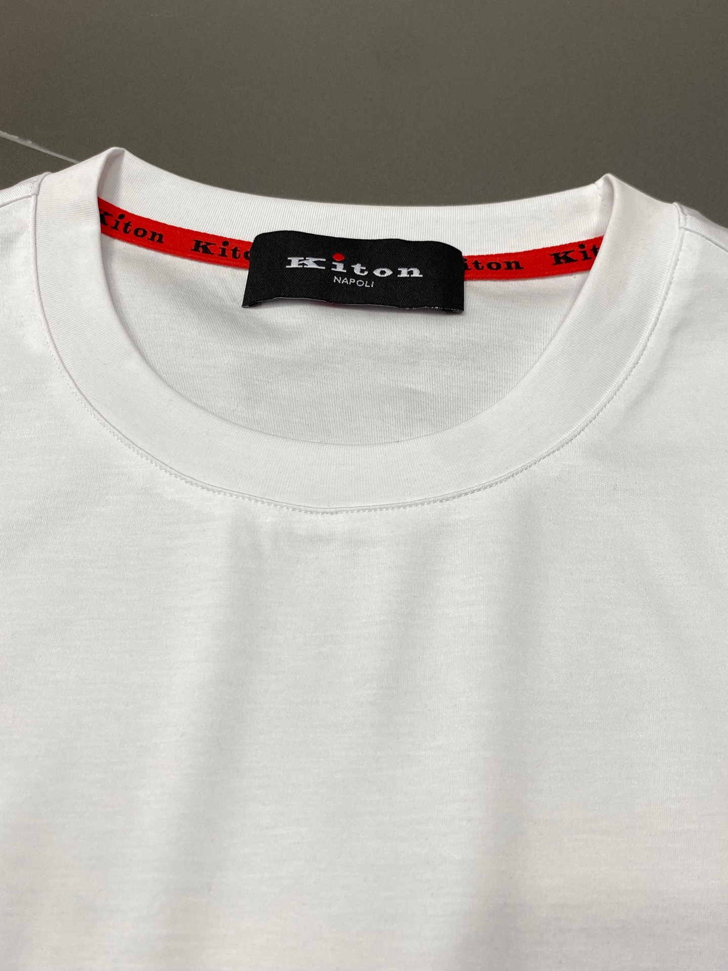  。KITON💥独家专供新款原单男士休闲短袖 高端  高端版本 时尚百搭爆款⚠️⚠️✨✨进口面料 手感超