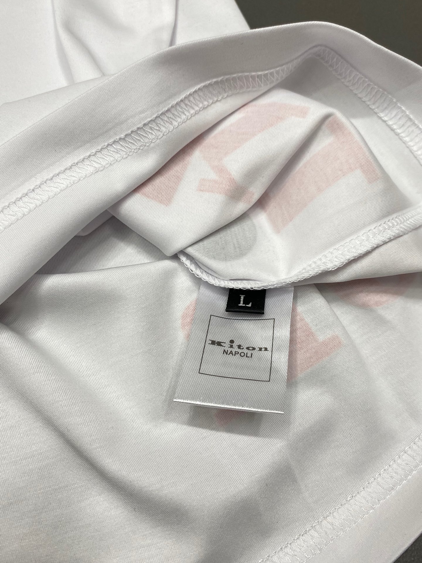  。KITON💥独家专供新款原单男士休闲短袖 高端  高端版本 时尚百搭爆款⚠️⚠️✨✨进口面料 手感超