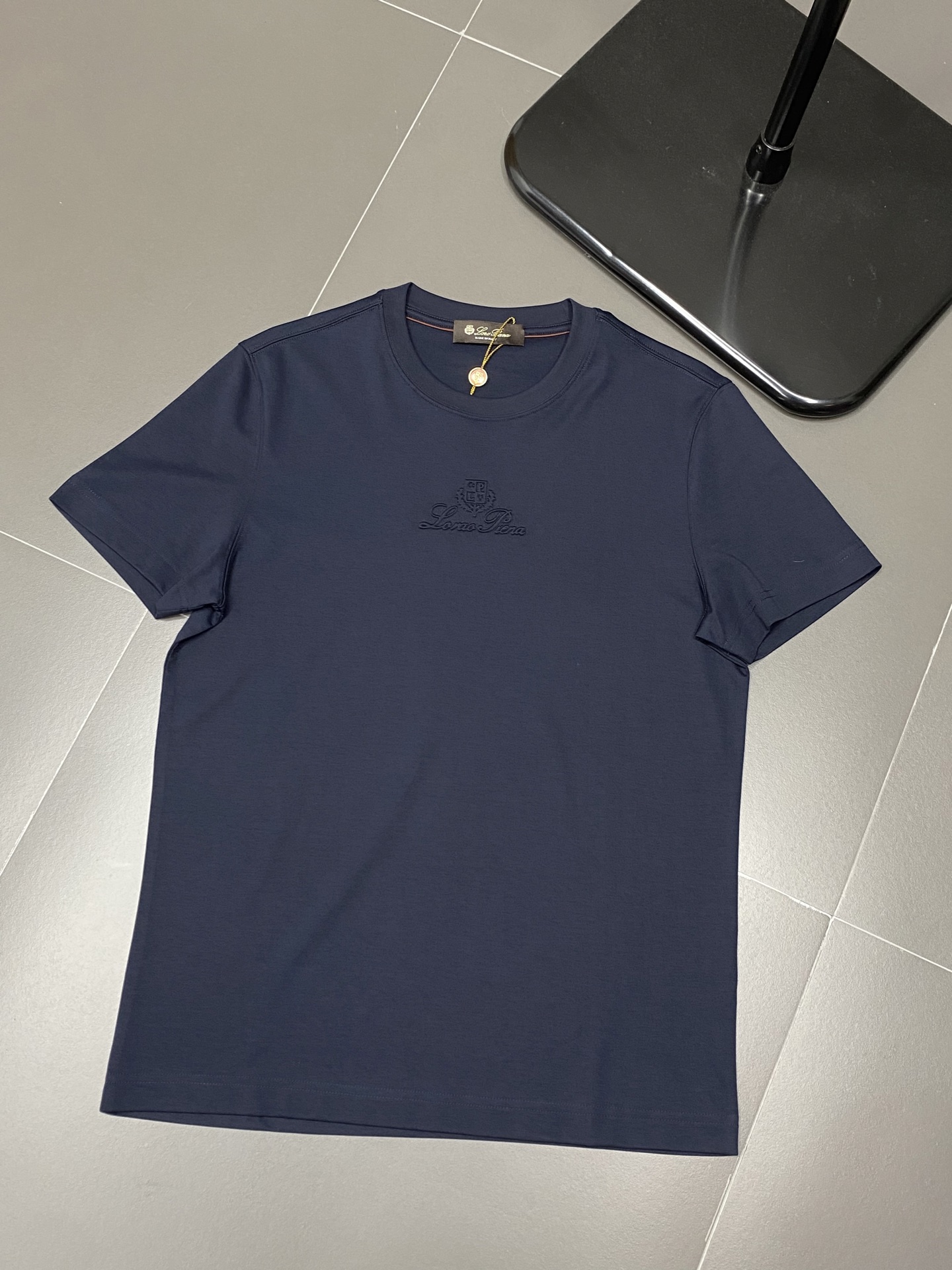 。lP🆕-Loro Piano诺悠翩雅💥独家专供新款原单男士休闲春夏短袖 高端定制 高端版本 时尚百搭爆