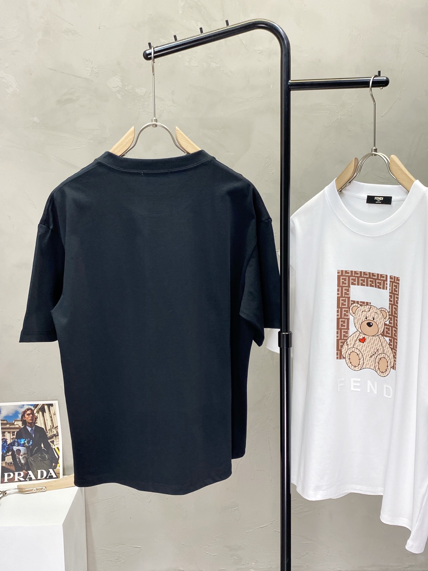 。FENDI芬迪💥独家专供新款原单男士休闲春夏短袖 高端  高端版本 时尚百搭爆款⚠️⚠️✨✨进口面料 