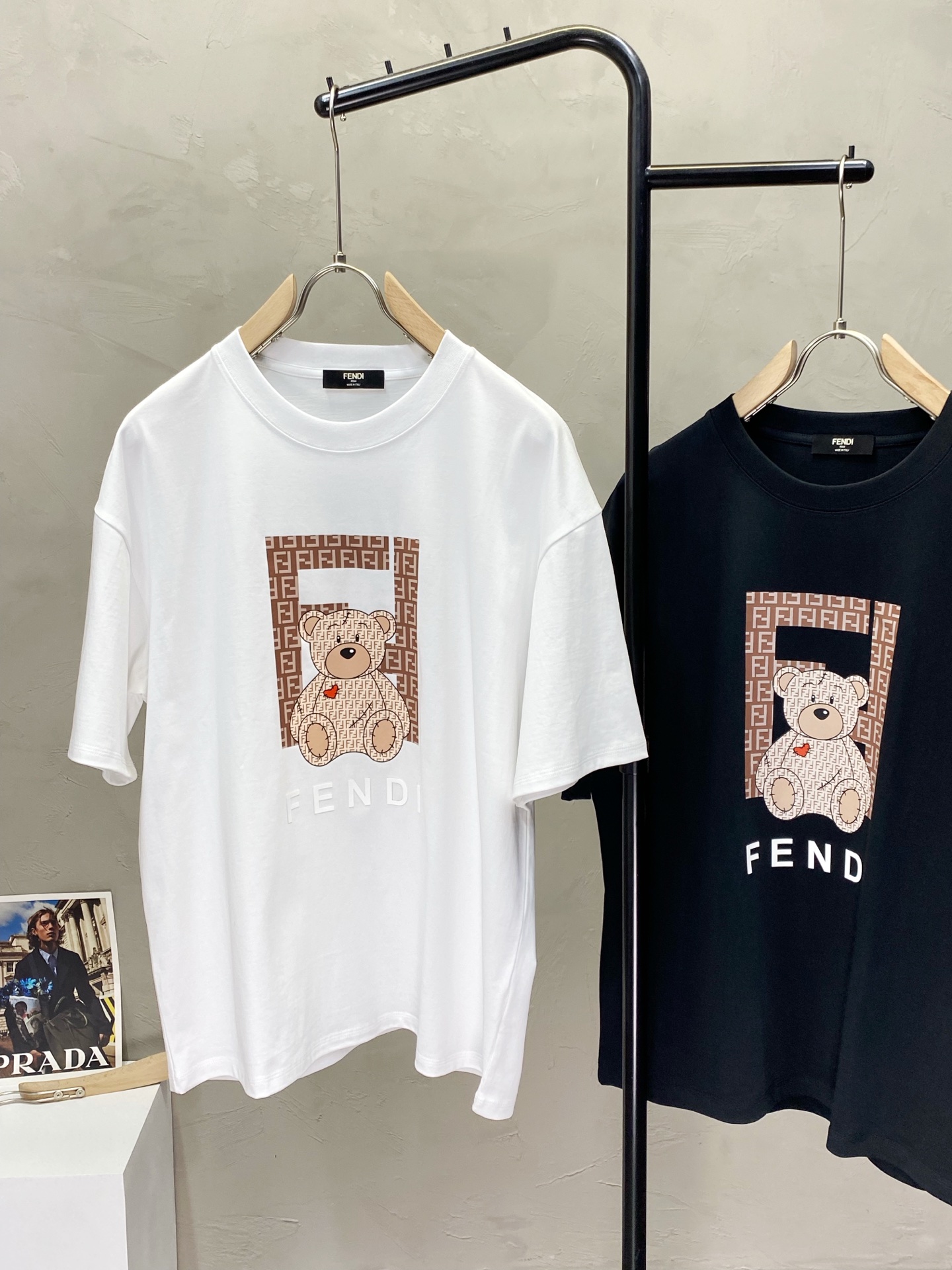 。FENDI芬迪💥独家专供新款原单男士休闲春夏短袖 高端  高端版本 时尚百搭爆款⚠️⚠️✨✨进口面料 