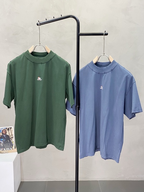 Balenciaga Men's Short Sleeve Casual T-Shirt - Soft, Comfortable, & Stylish 1 Balenciaga Men's Short Sleeve Casual T-Shirt - Soft, Comfortable, & Stylish