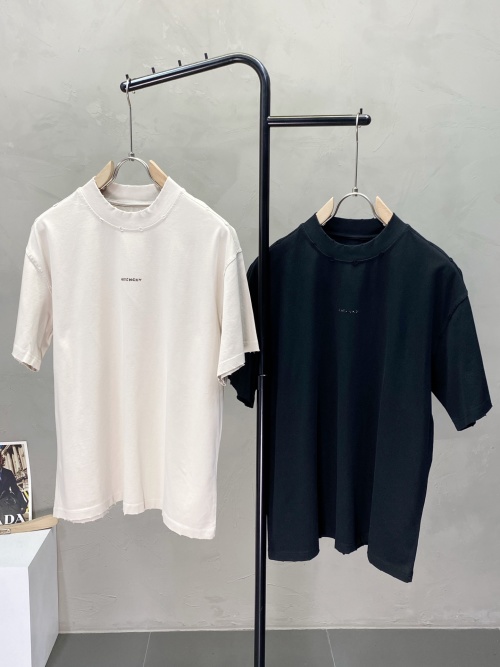 Givenchy Men's Casual Short Sleeve T-Shirt - High-End Custom Version 1 Givenchy Men's Casual Short Sleeve T-Shirt - High-End Custom Version