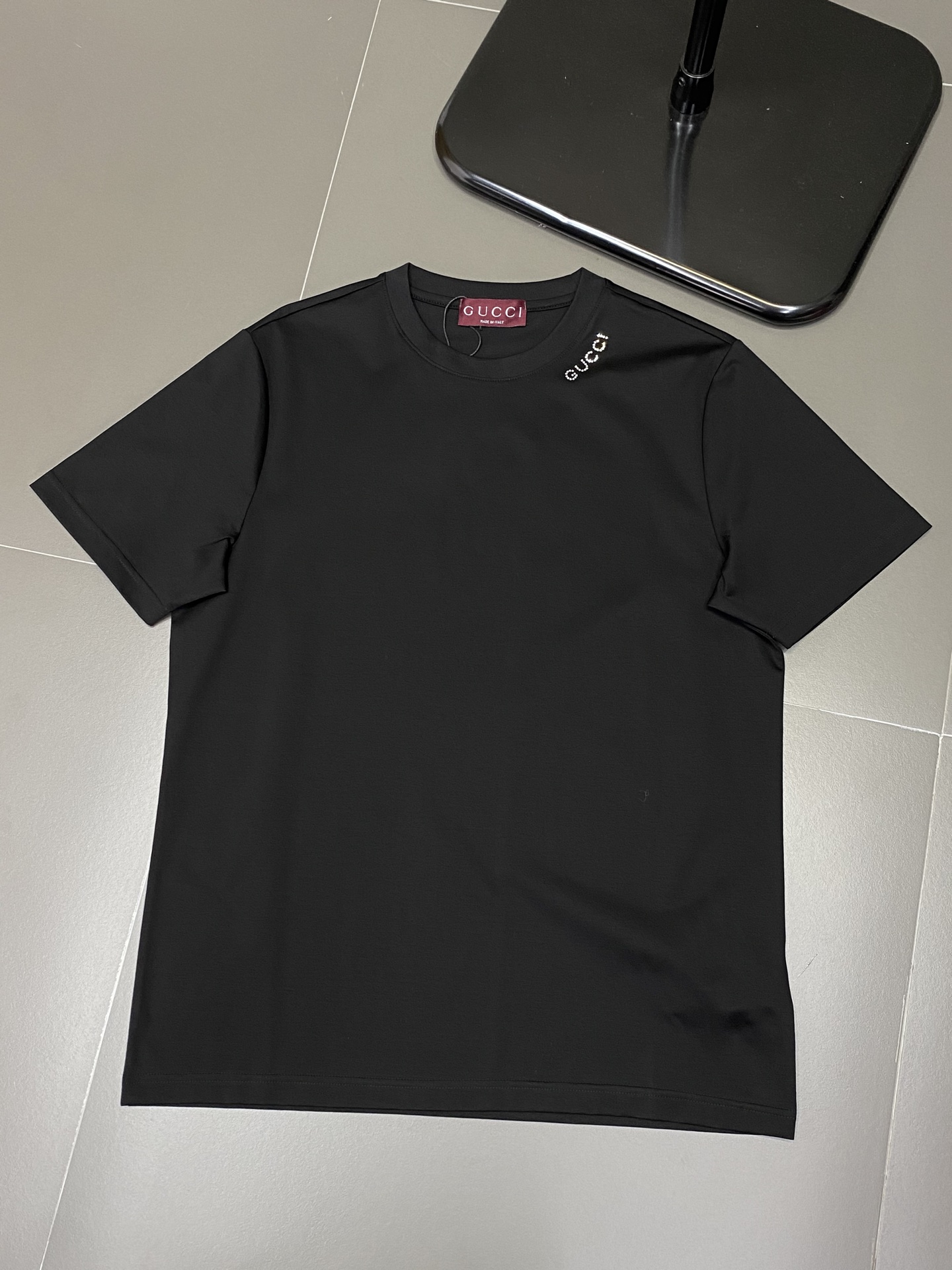 。Gucci古驰💥独家专供新款原单男士休闲短袖 高端  高版本 时尚百搭爆款⚠️⚠️✨✨进口面料 手感超