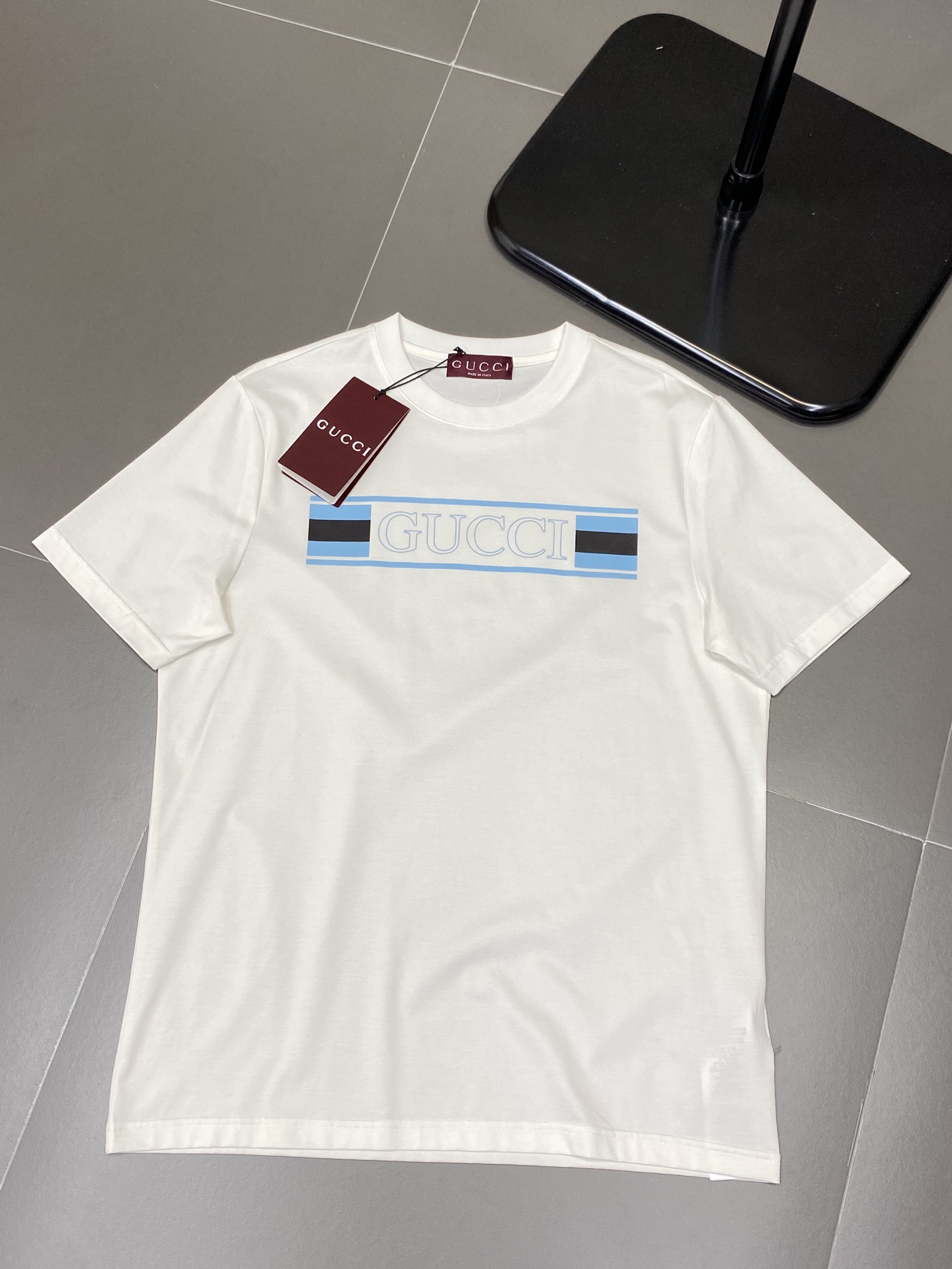 。Gucci古驰💥独家专供新款原单男士休闲短袖 高端  高版本 时尚百搭爆款⚠️⚠️✨✨进口面料 手感超