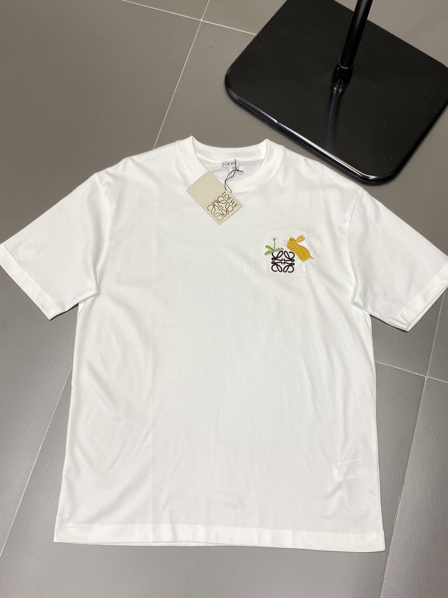 。LOEWE罗意威💥独家专供新款男士休闲短袖 高端  高端版本 时尚百搭爆款⚠️⚠️✨✨进口面料 手感超