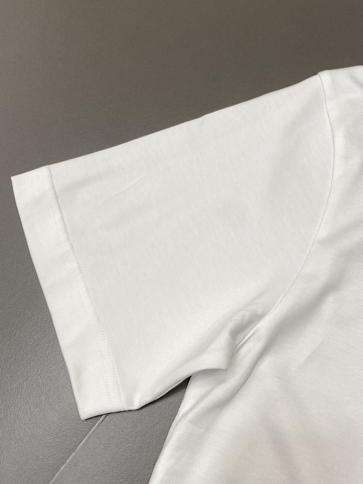 。LOEWE罗意威💥独家专供新款男士休闲短袖 高端  高端版本 时尚百搭爆款⚠️⚠️✨✨进口面料 手感超