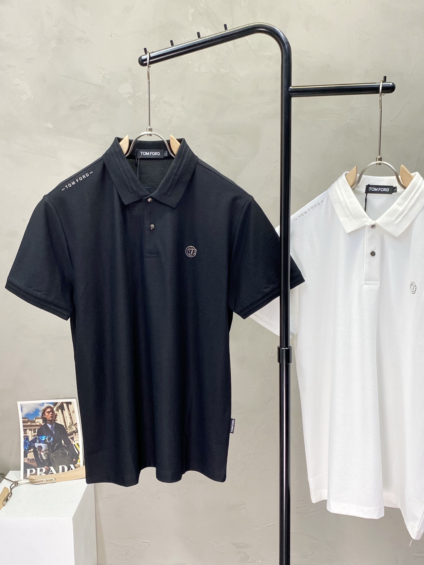 High-End Customized Fashion by Tom Ford: Exclusive, Imported Fabrics, Delicate Craftsmanship. - 图片 4