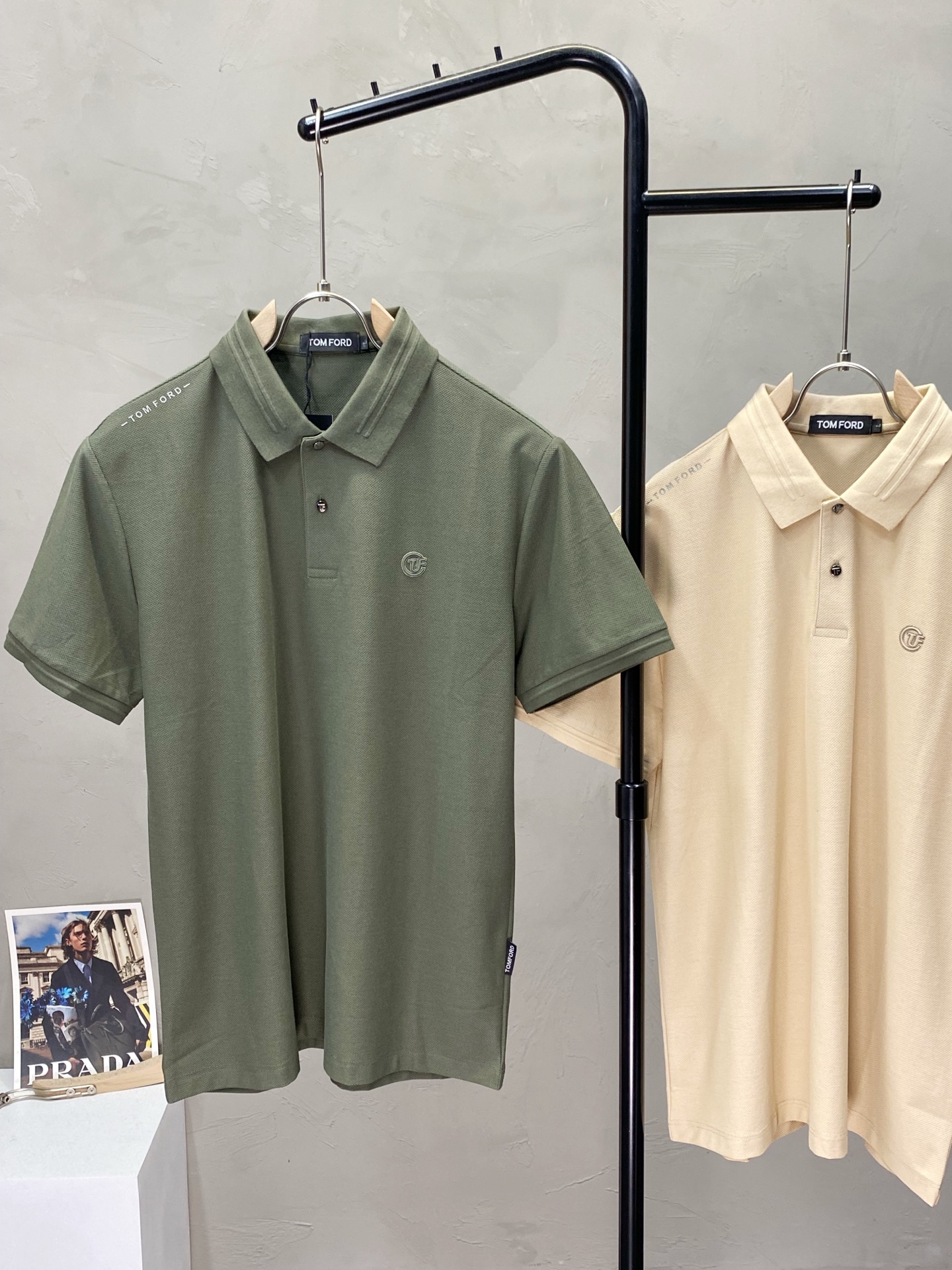 High-End Customized Fashion by Tom Ford: Exclusive, Imported Fabrics, Delicate Craftsmanship. - 图片 3