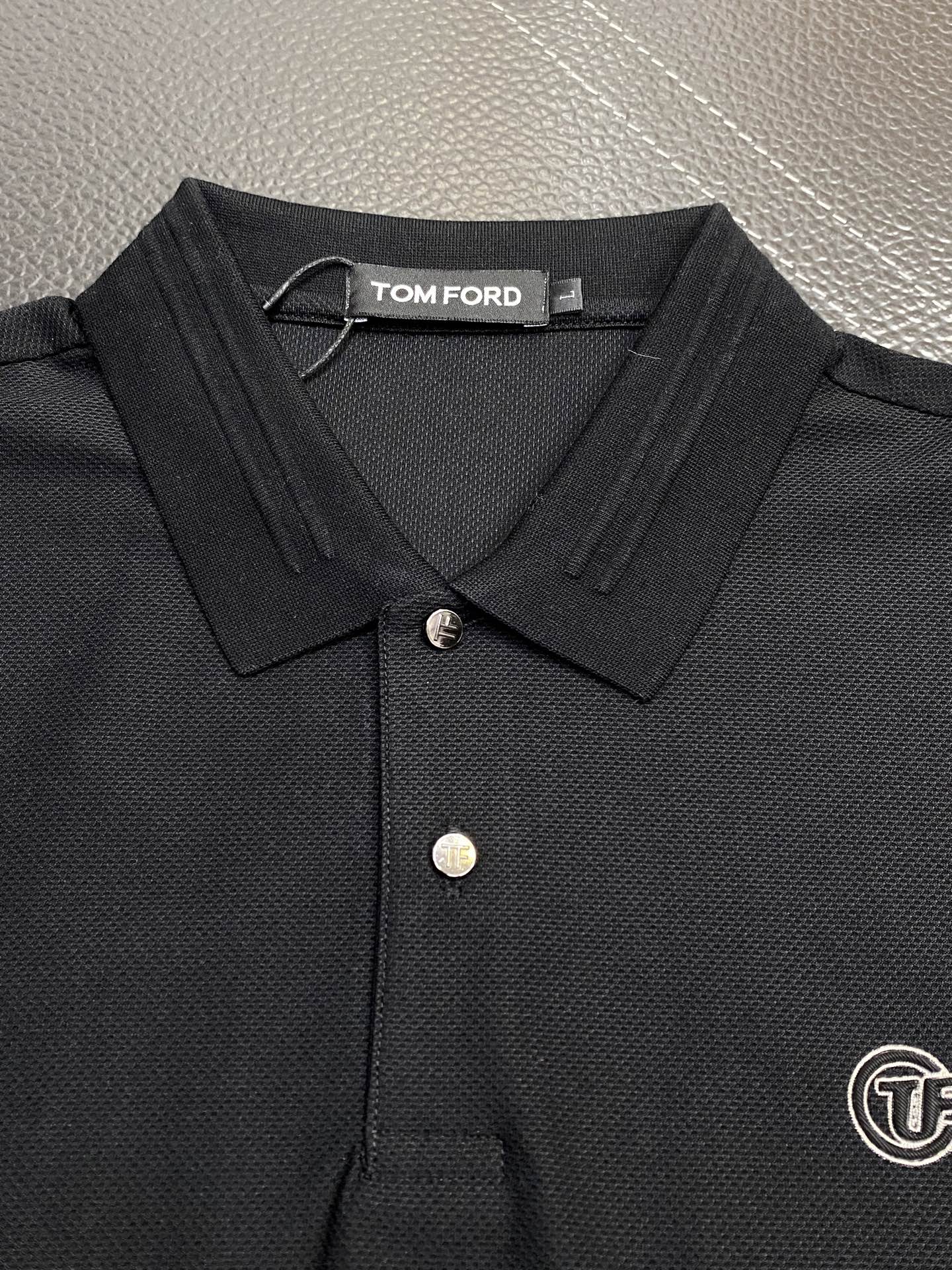 High-End Customized Fashion by Tom Ford: Exclusive, Imported Fabrics, Delicate Craftsmanship. - 图片 6