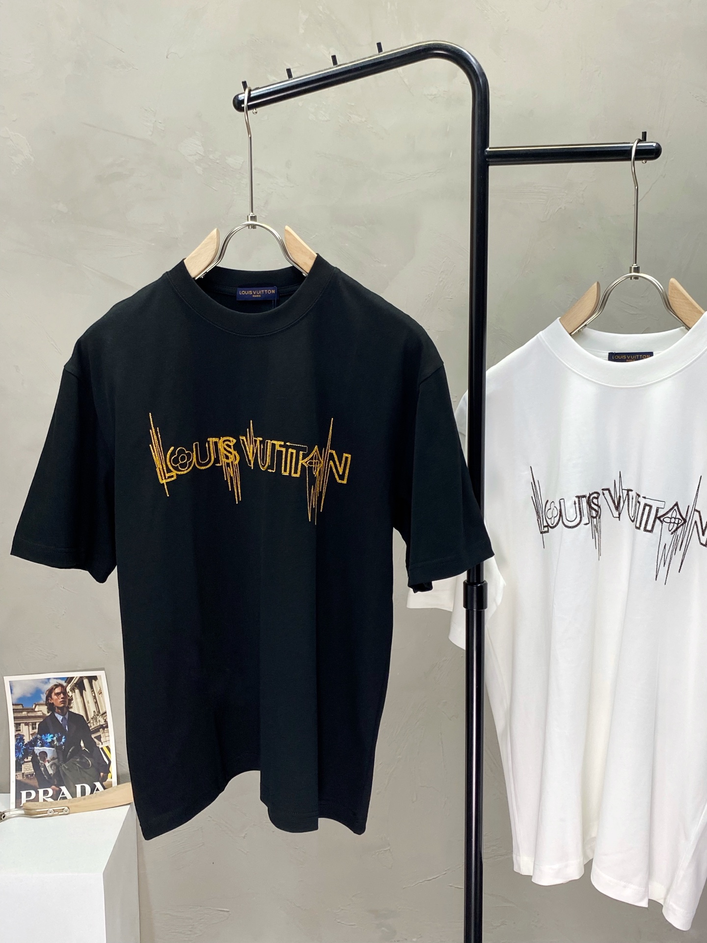 。Louis Vuitton路易威登💥独家专供新款原单男士休闲短袖 高端  高端版本 时尚百搭爆款⚠️⚠