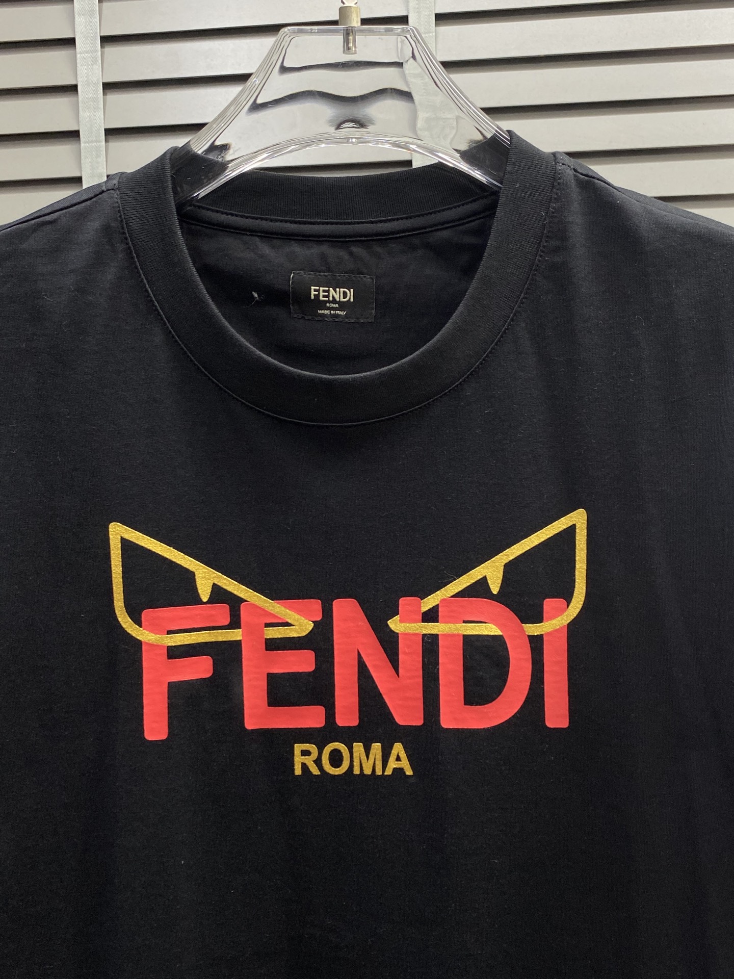 。FENDI芬迪💥独家专供新款原单男士休闲短袖 高端  高端版本 时尚百搭爆款⚠️⚠️✨✨进口面料 手感