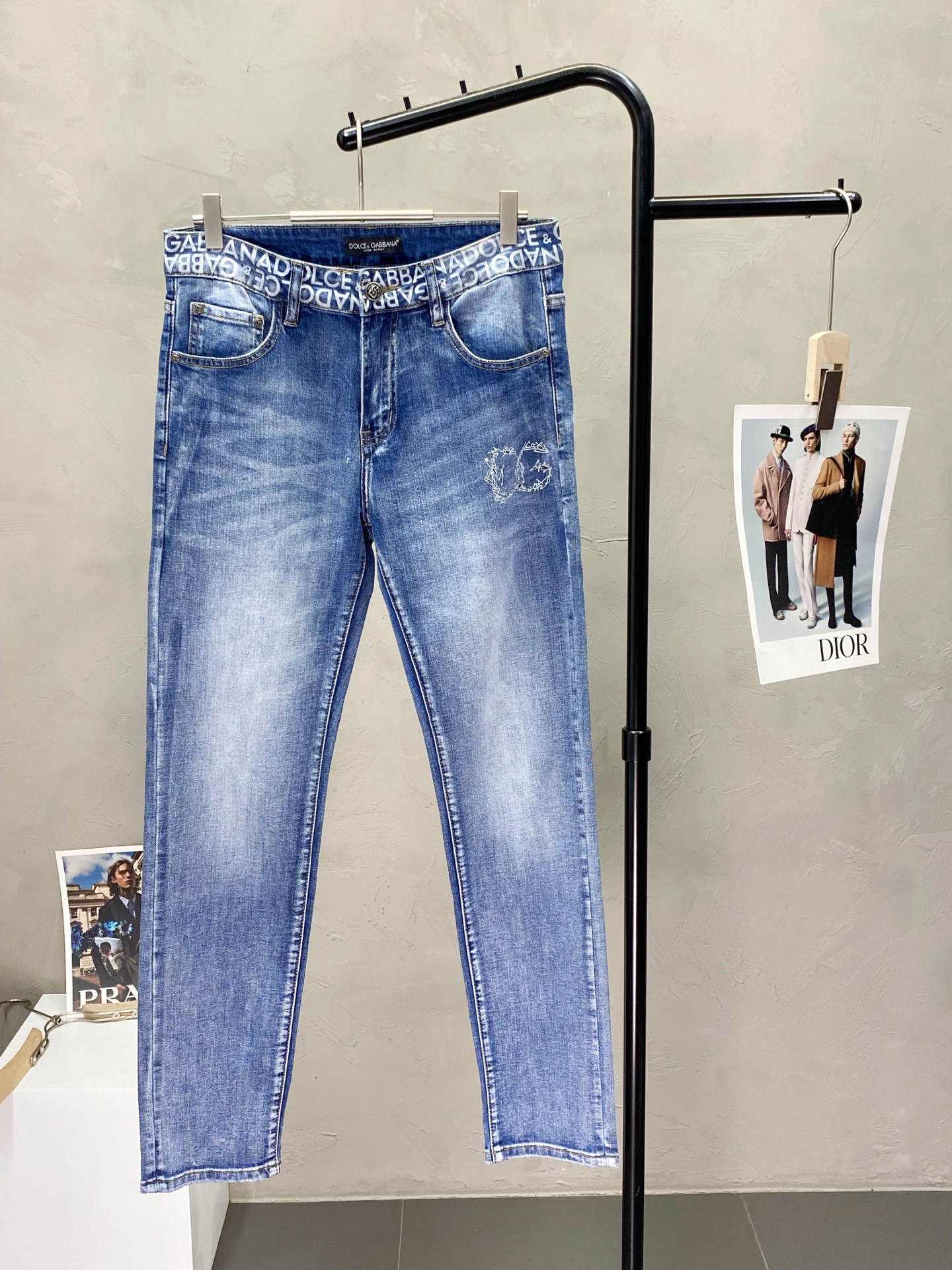 。Dolce&Gabbana杜嘉班纳💥独家专供新款休闲牛仔裤 高端版本！专柜 面料 透气舒适度高，细节无