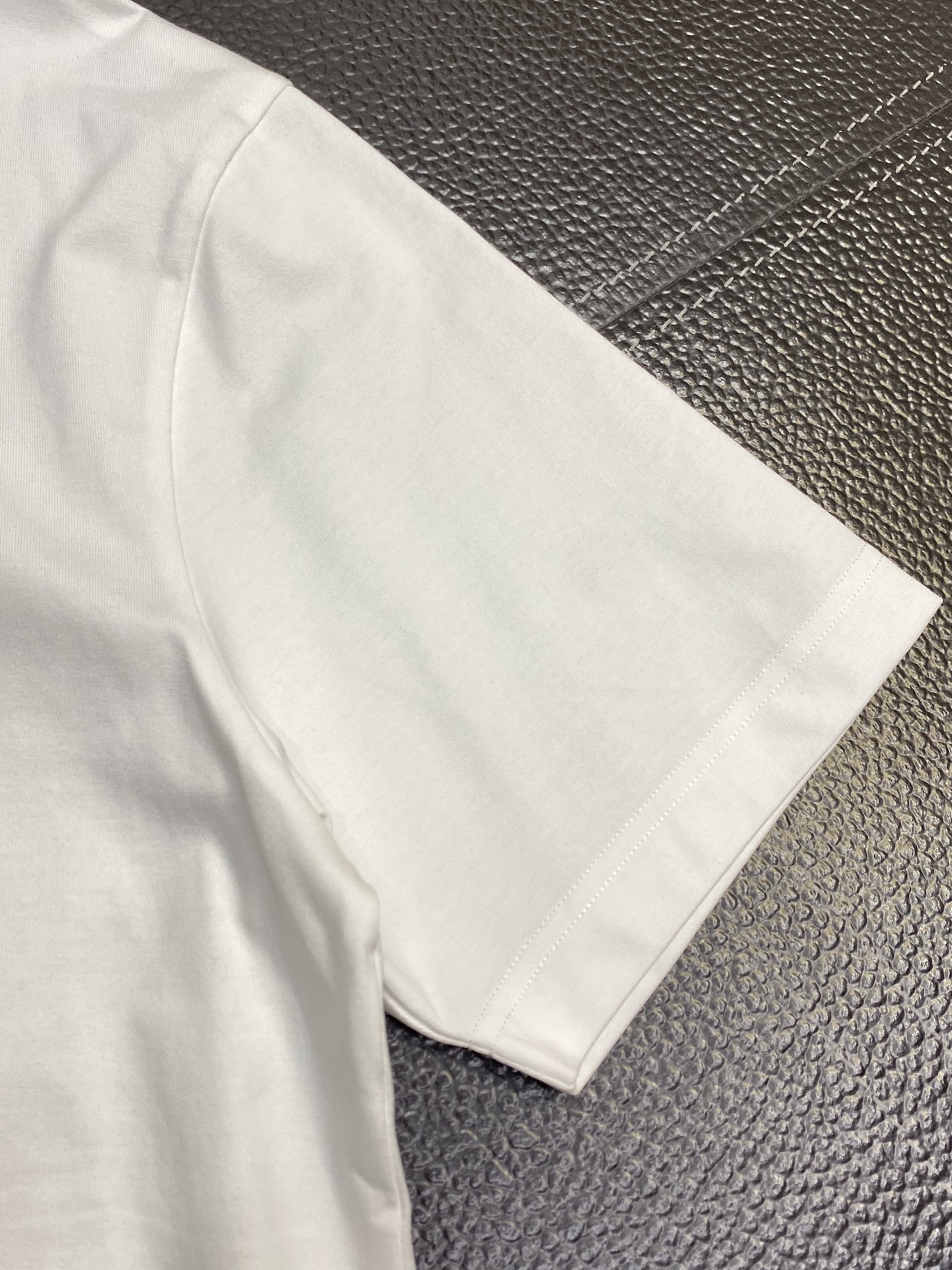 。Gucci古驰💥独家专供新款原单男士休闲短袖 高端  高版本 时尚百搭爆款⚠️⚠️✨✨进口面料 手感超