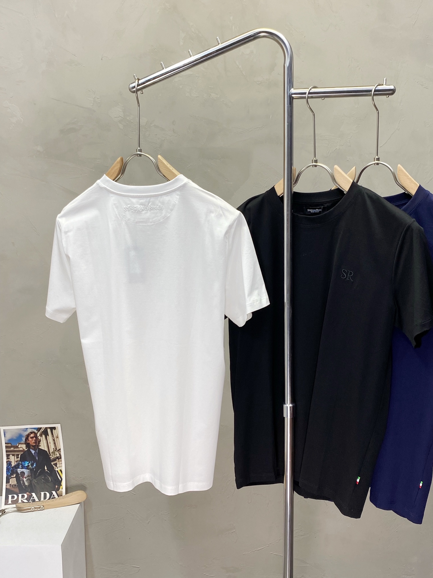 Luxury Custom Leisure Shorts for Single Men: Stefano Ricci’s High-End Fashion with Imported Fabrics - 图片 2