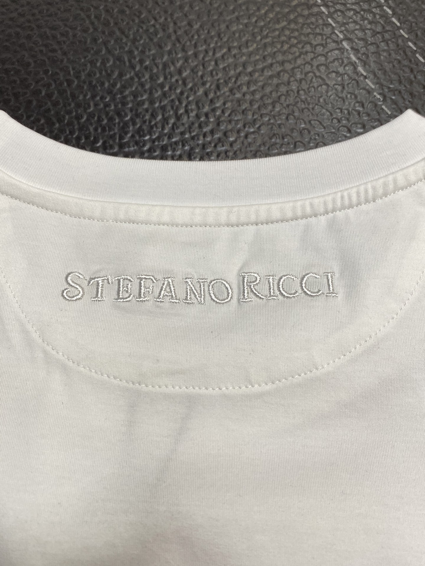 Luxury Custom Leisure Shorts for Single Men: Stefano Ricci’s High-End Fashion with Imported Fabrics - 图片 9