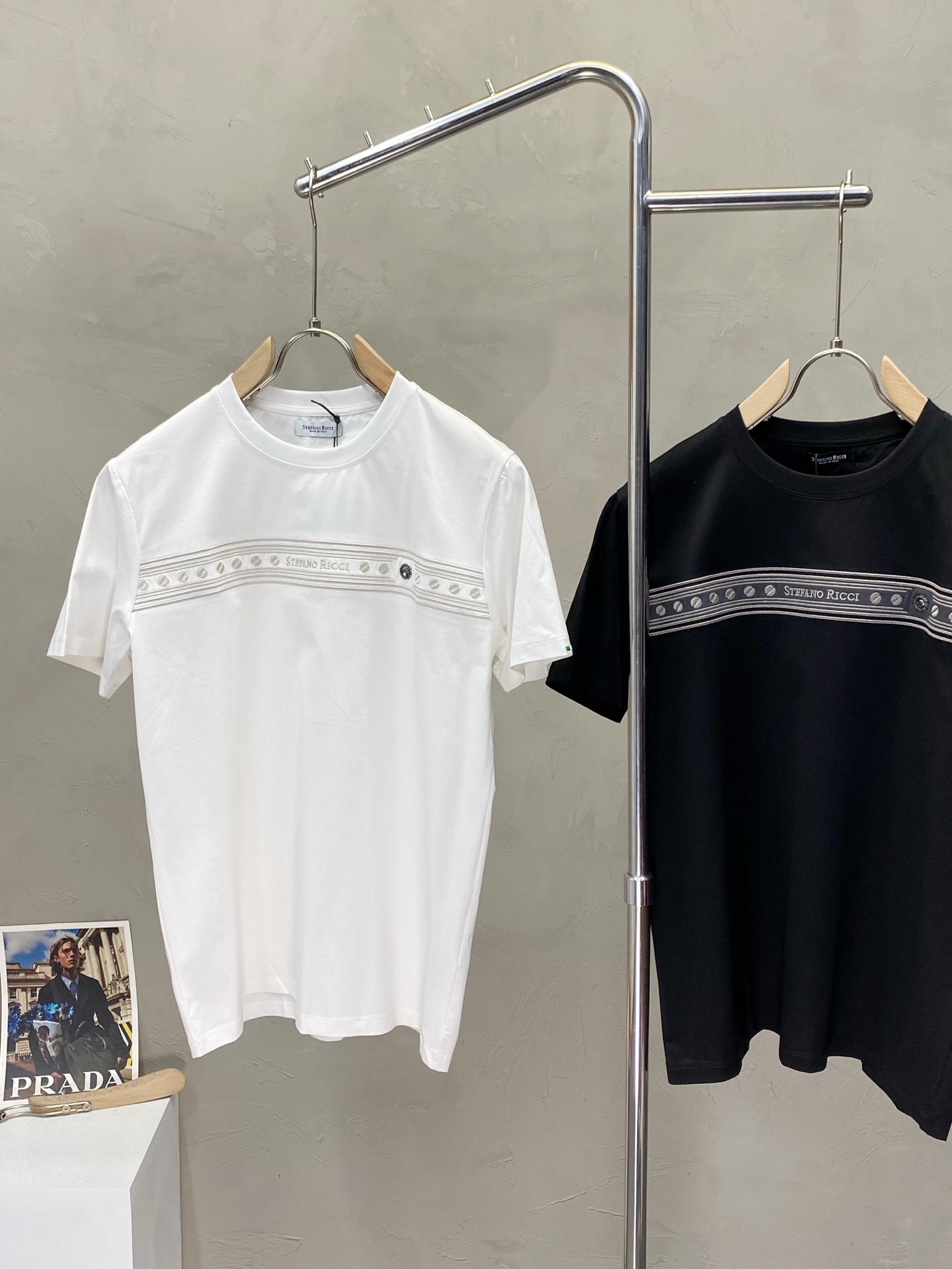 Luxury Custom Leisure Shorts for Single Men: Stefano Ricci’s High-End Fashion with Imported Fabrics - 图片 3