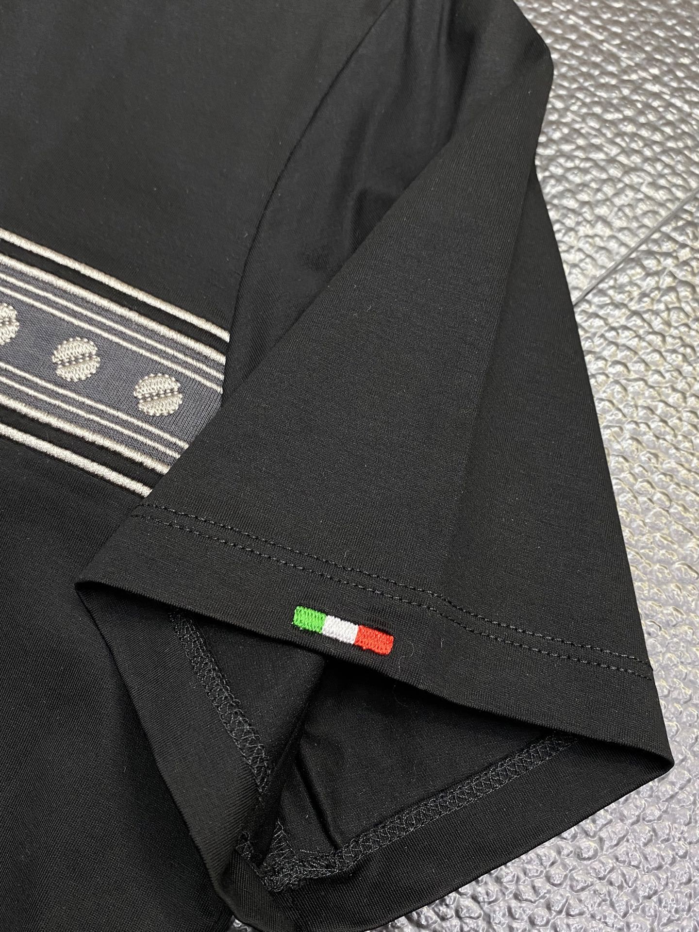 Luxury Custom Leisure Shorts for Single Men: Stefano Ricci’s High-End Fashion with Imported Fabrics - 图片 8