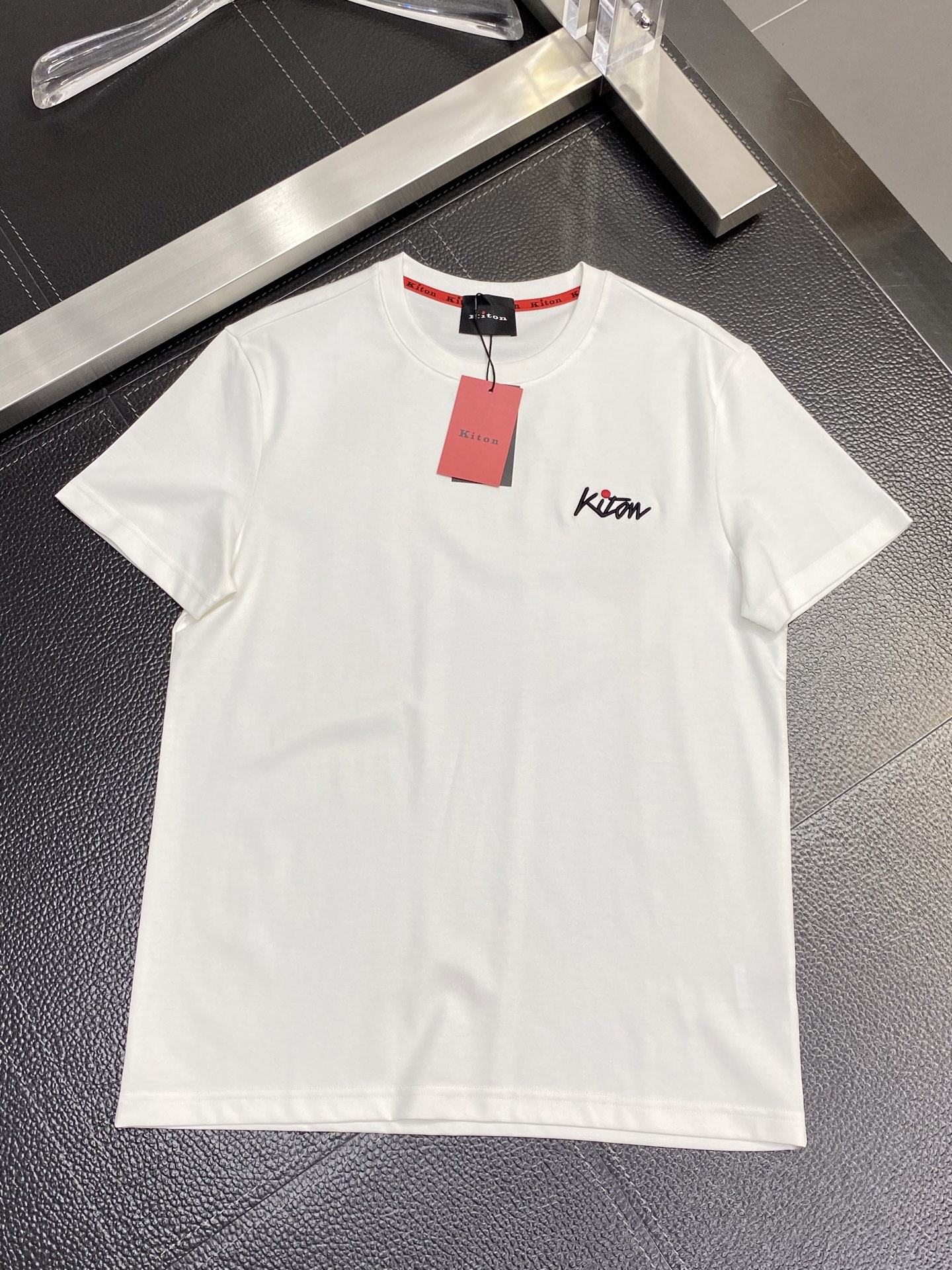 。KITON💥独家专供新款原单男士休闲短袖 高端  高端版本 时尚百搭爆款⚠️⚠️✨✨进口面料 手感超柔