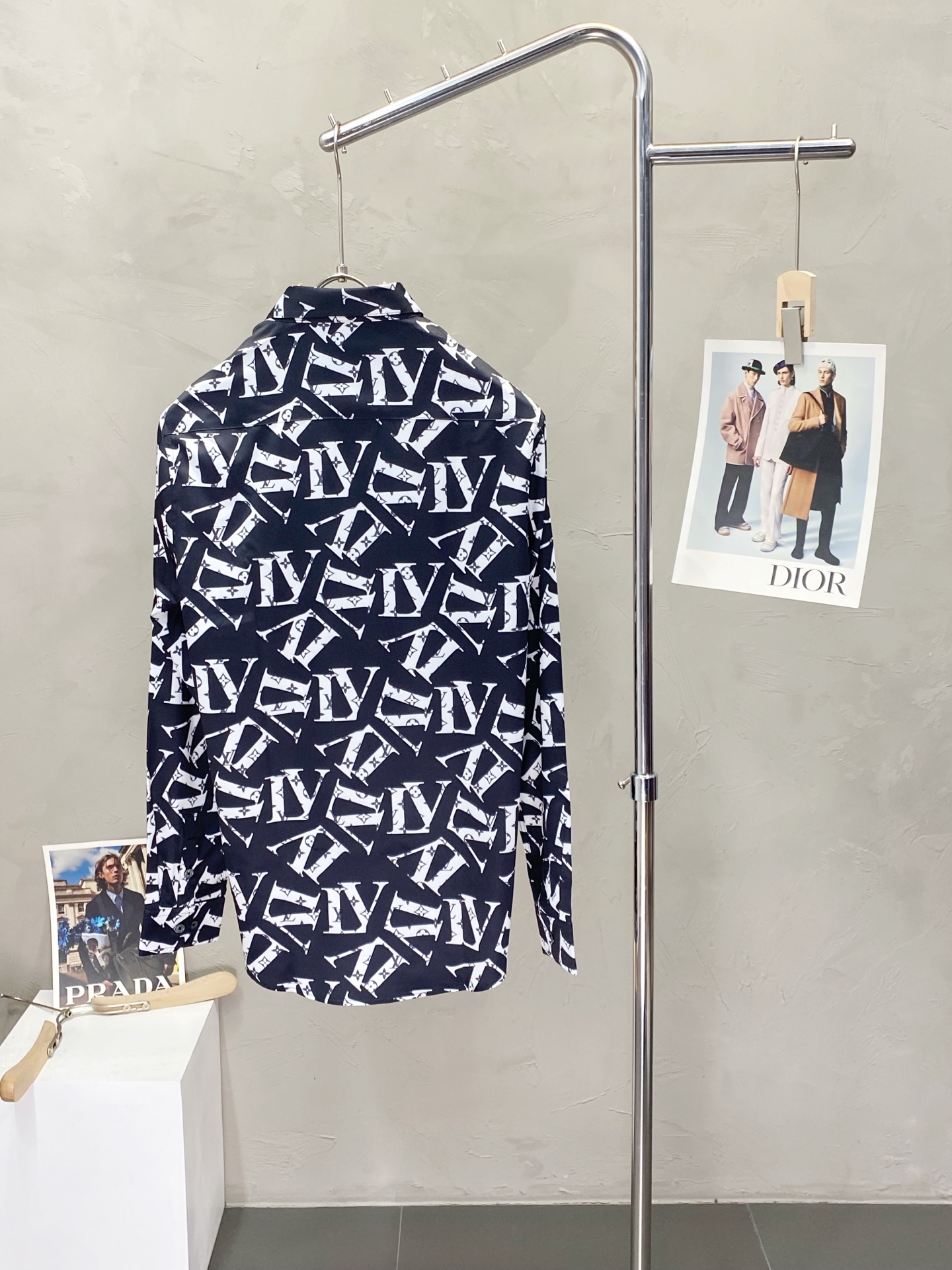 。Louis Vuitton路易威登💥独家专供新款男士休闲衬衫 高端定制 高端版本 时尚百搭爆款⚠️⚠️