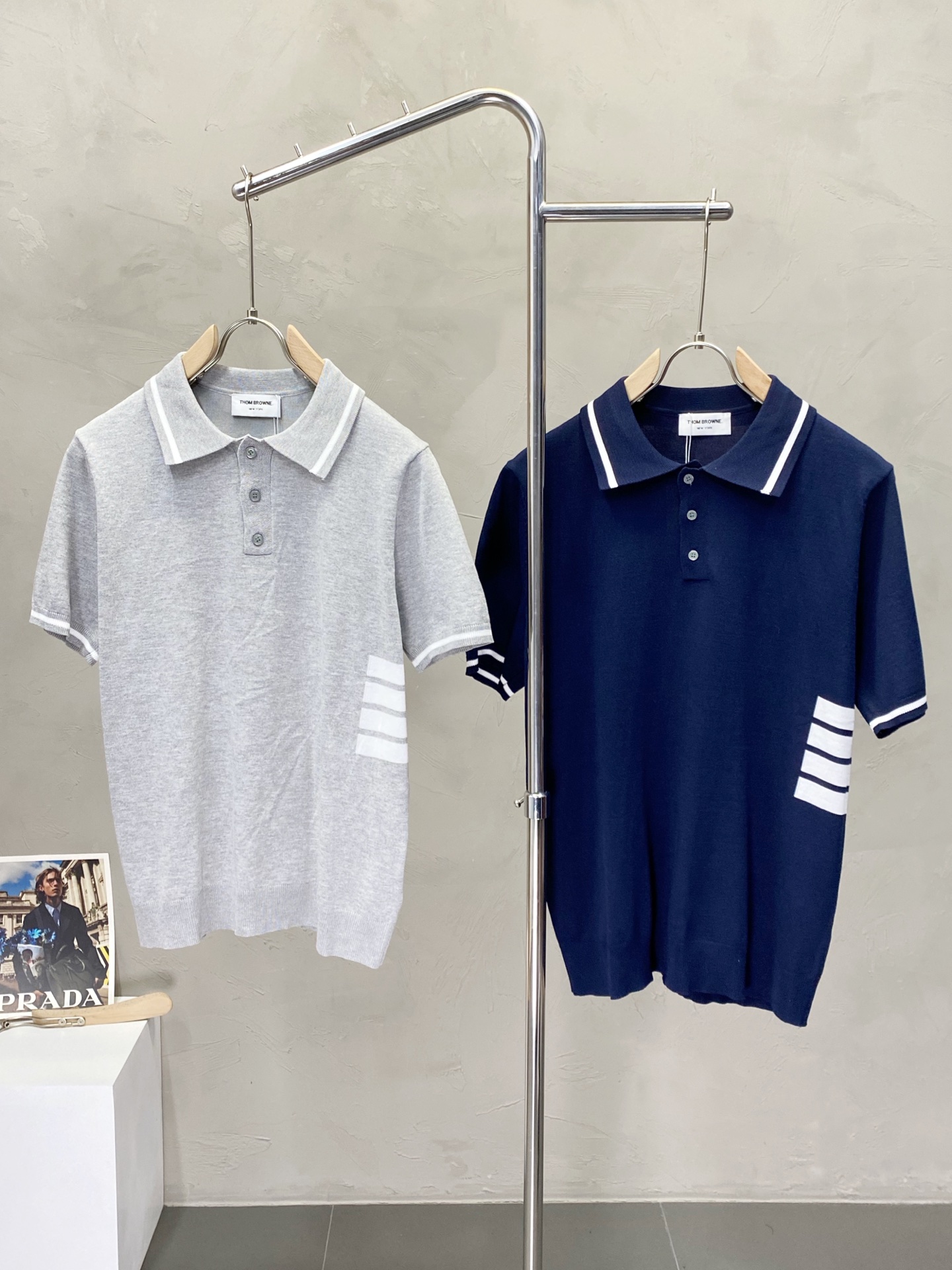 。Thom Browne汤姆布朗💥独家专供春夏新款原单男士休闲针织短袖。高端定制 高版本 时尚百搭爆款⚠
