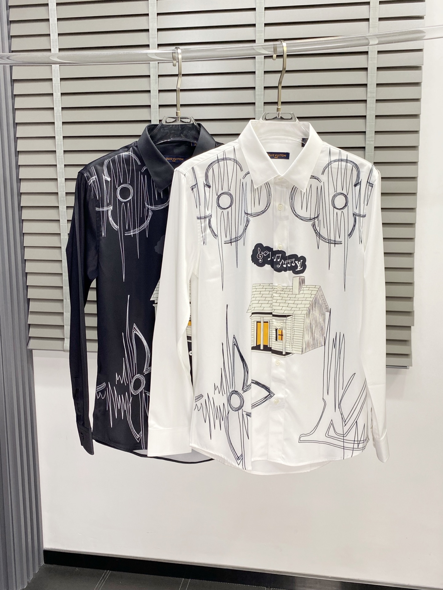 。Louis Vuitton路易威登💥独家专供新款男士休闲衬衫 高端定制 高端版本 时尚百搭爆款⚠️⚠️