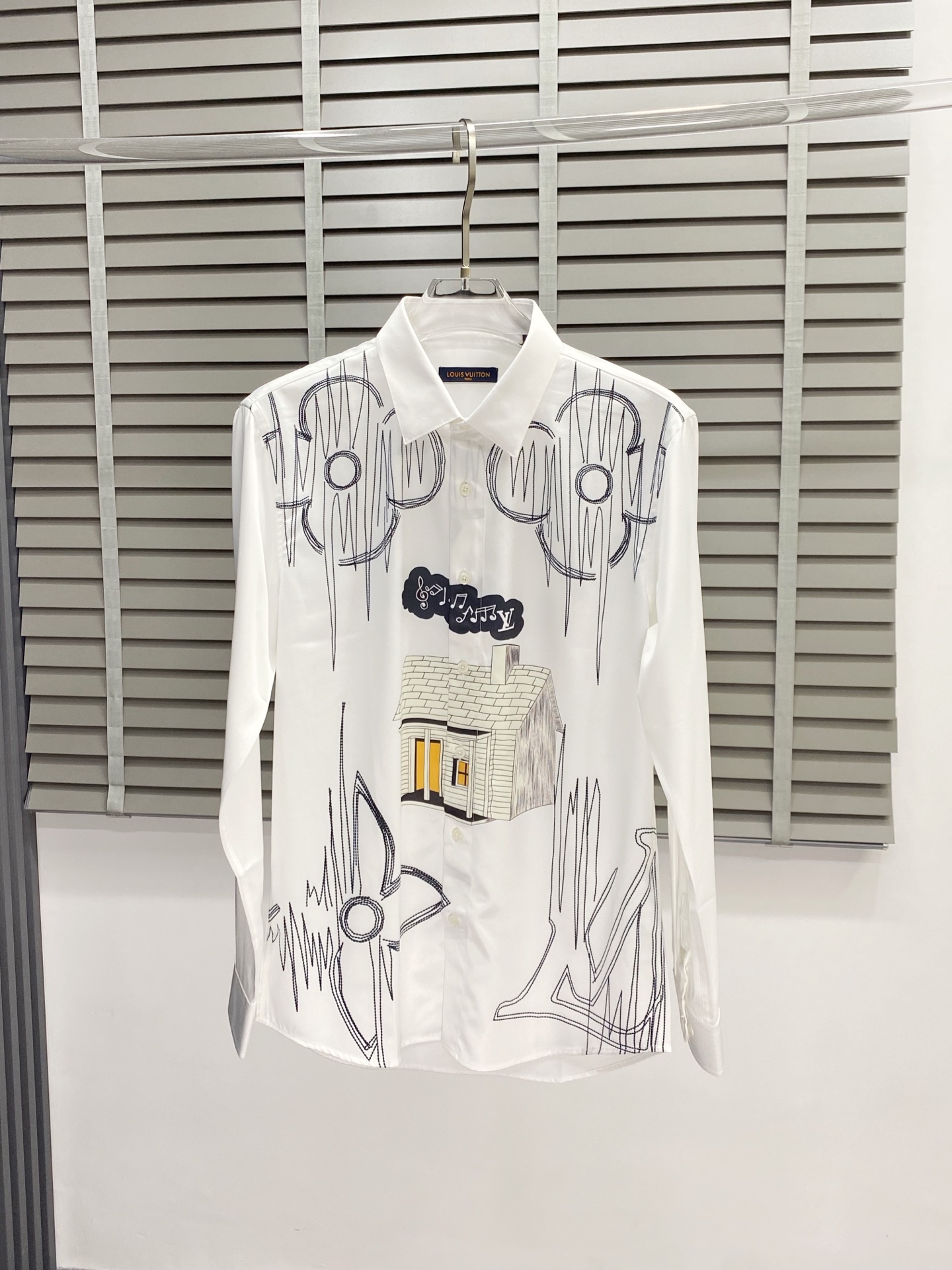 。Louis Vuitton路易威登💥独家专供新款男士休闲衬衫 高端定制 高端版本 时尚百搭爆款⚠️⚠️