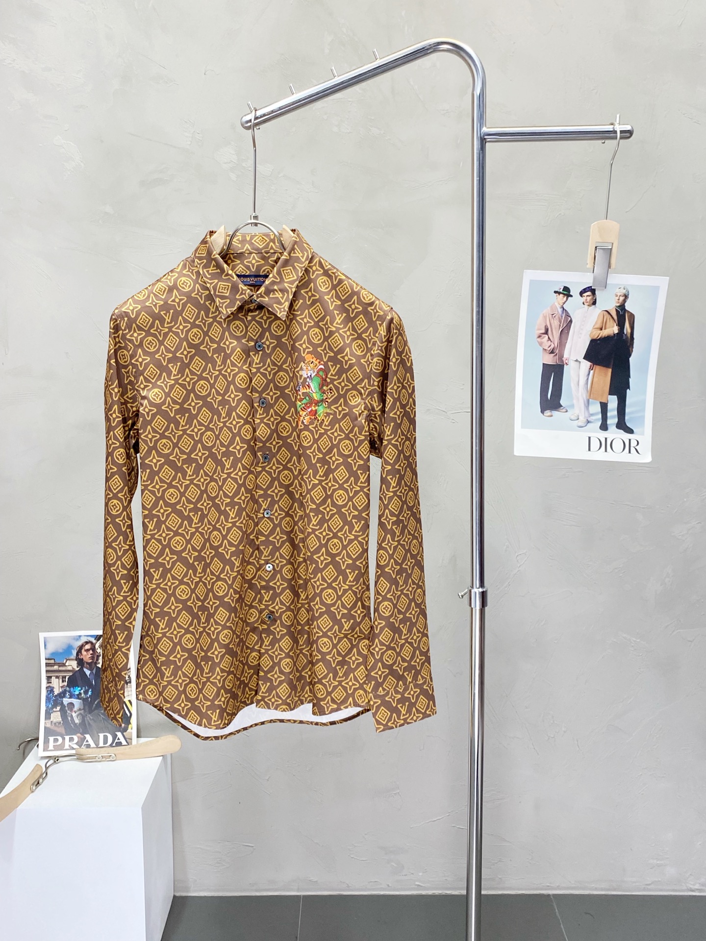 。Louis Vuitton路易威登💥独家专供新款男士休闲衬衫 高端定制 高端版本 时尚百搭爆款⚠️⚠️