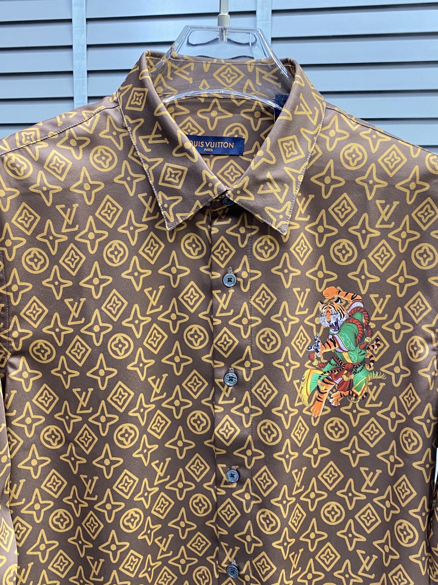 。Louis Vuitton路易威登💥独家专供新款男士休闲衬衫 高端定制 高端版本 时尚百搭爆款⚠️⚠️