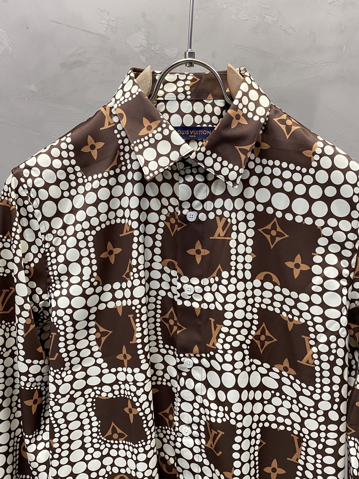 。Louis Vuitton路易威登💥独家专供新款男士休闲衬衫 高端定制 高端版本 时尚百搭爆款⚠️⚠️