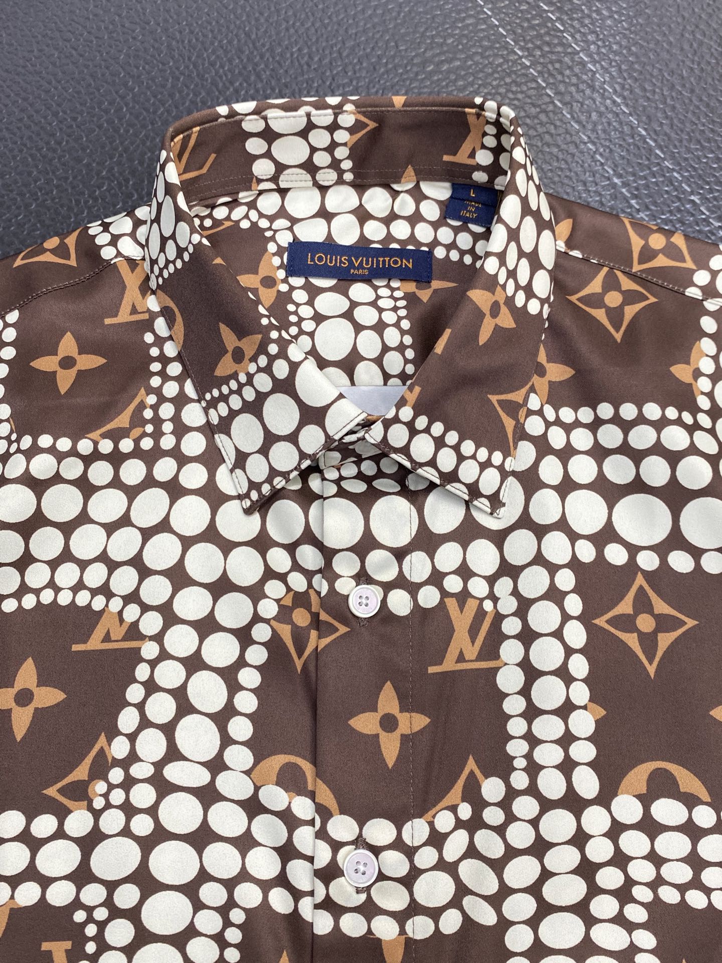 。Louis Vuitton路易威登💥独家专供新款男士休闲衬衫 高端定制 高端版本 时尚百搭爆款⚠️⚠️